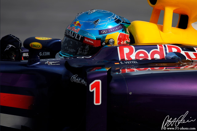 Vettel_2014_Malaysia_11_PHC.jpg