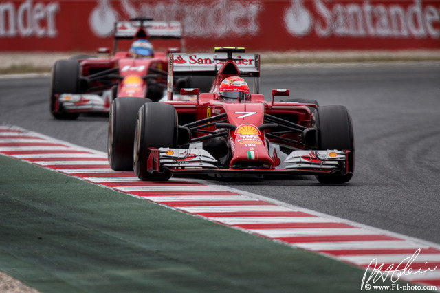 Raikkonen-Alonso_2014_Spain_01_PHC.jpg