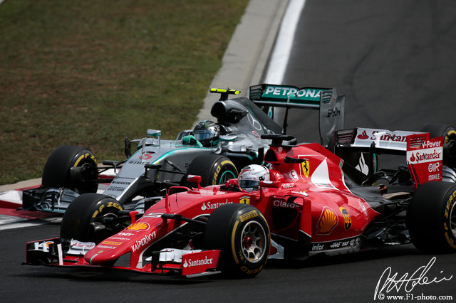 Start-Vettel-Rosberg_2015_Hungary_01_PHC.jpg