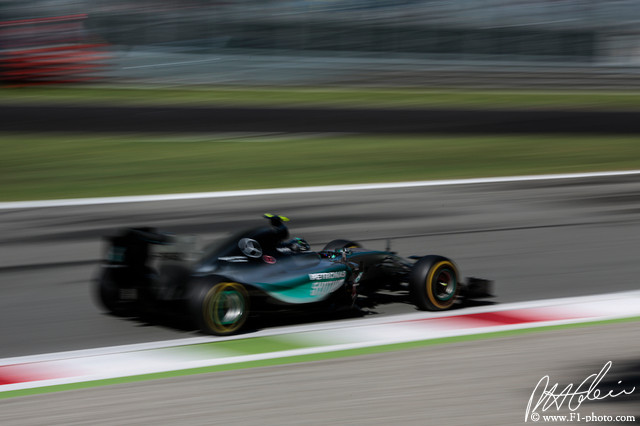 Rosberg_2015_Italy_04_PHC.jpg