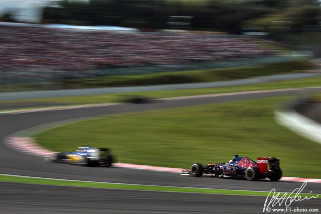 Verstappen_2015_Japan_04_PHC.jpg